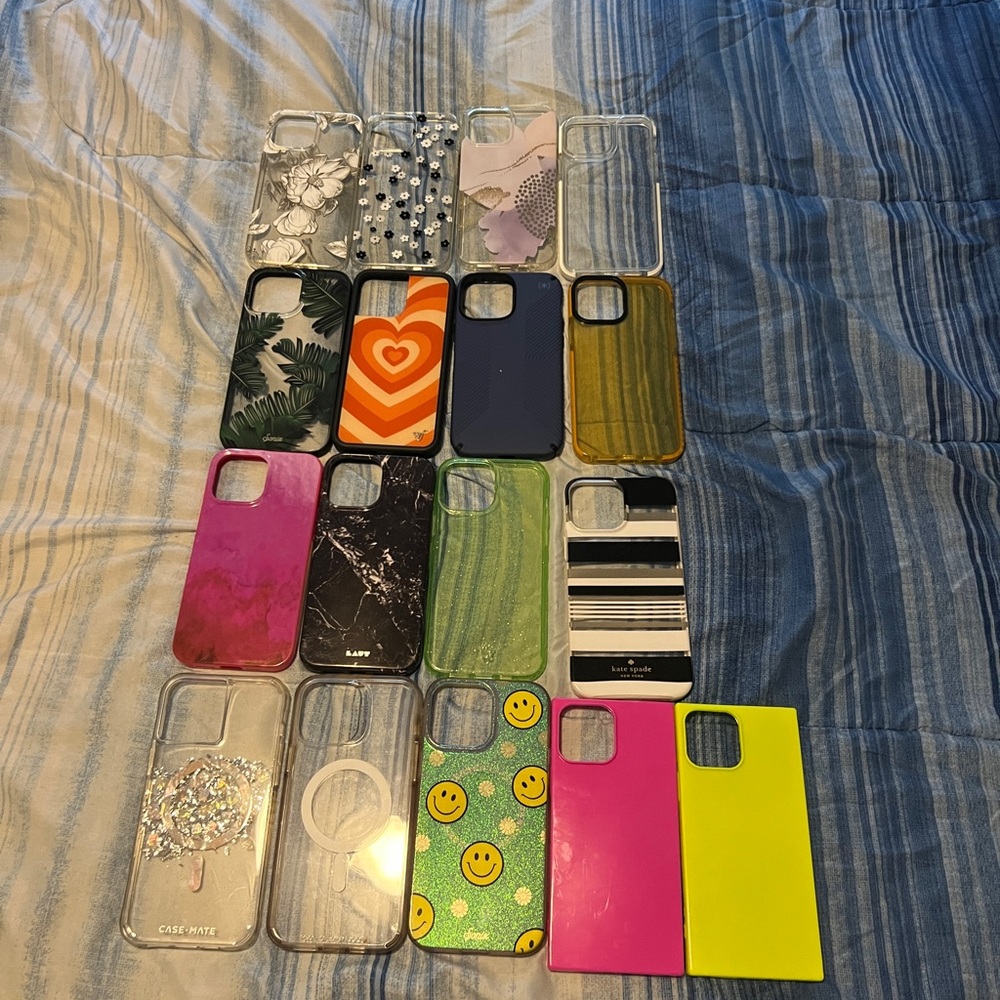 IPhone 12/13 Pro Max case lot